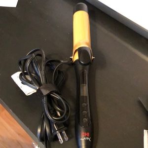 Cho curling iron